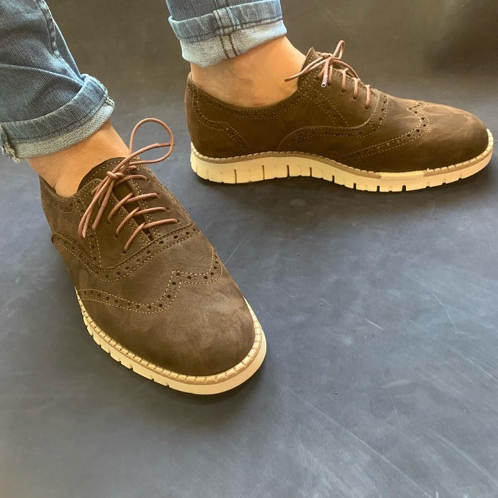 BROWN LEATHER SHOES